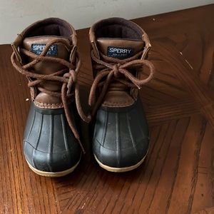 Sperry port boot boys size 7m